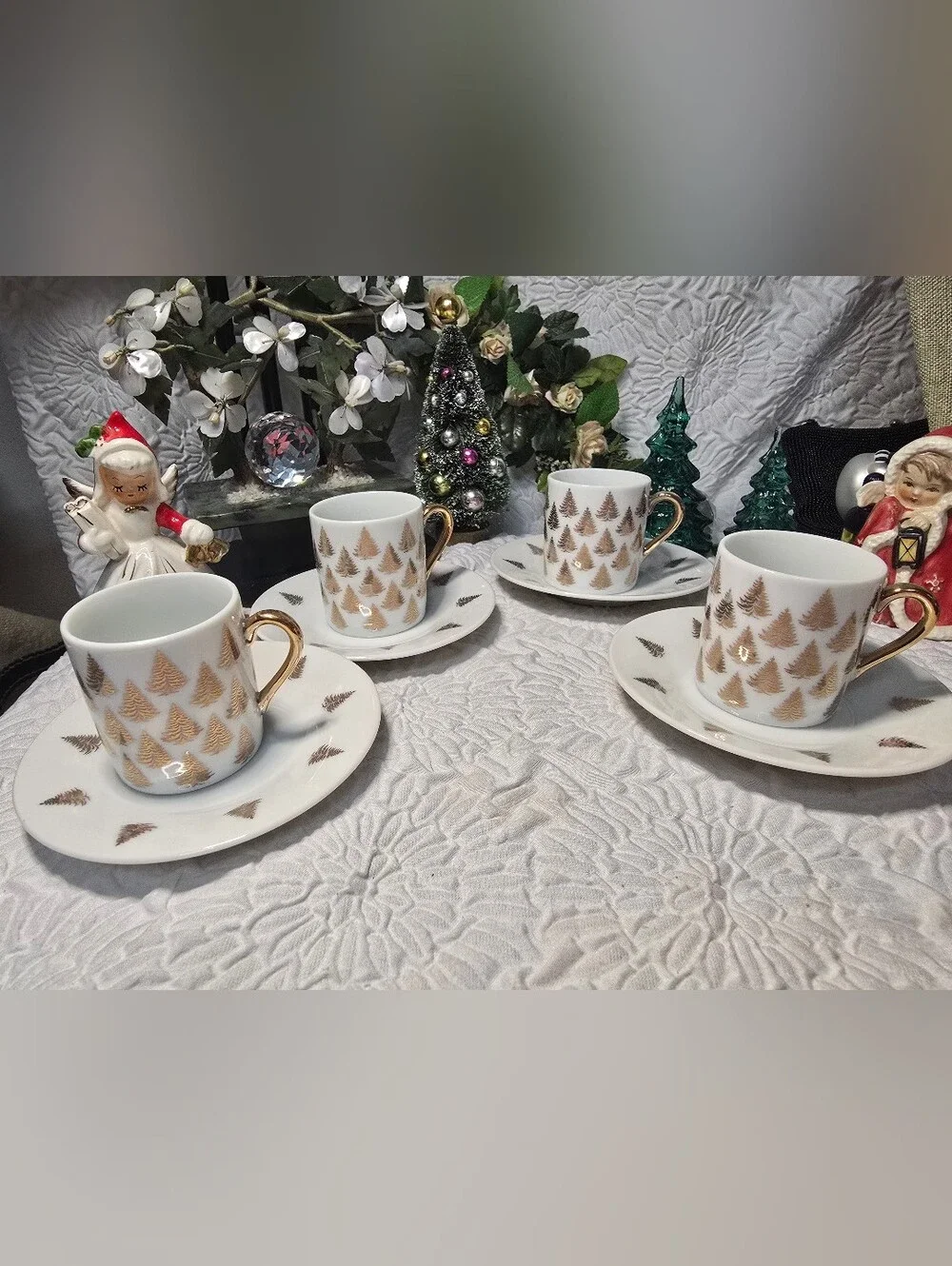 Vintage Centurion Collection Gold Christmas Tree Espresso Cups & Saucers - 8pc